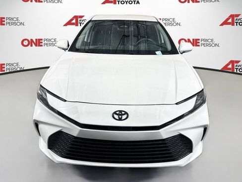 Certified 2025 Toyota Camry LE FWD image 3