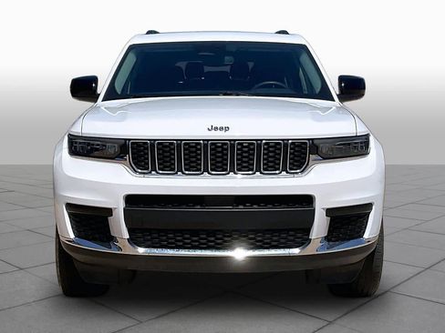 Used 2023 Jeep Grand Cherokee L Laredo image 5