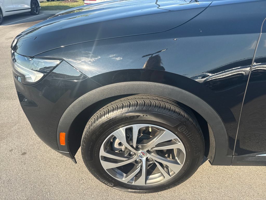 Used 2023 Buick Envision Essence AWD/4WD image 10