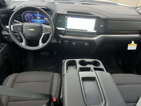 New 2026 Chevrolet Silverado 1500 LT AWD/4WD image 3