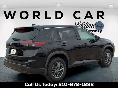 Used 2024 Nissan Rogue S image 3