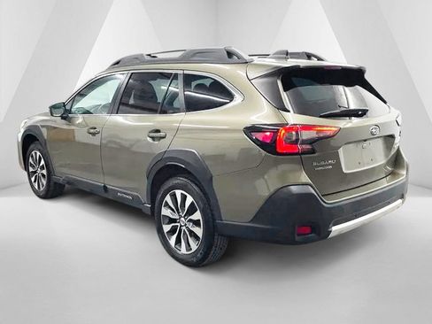 Used 2023 Subaru Outback Limited AWD/4WD image 5