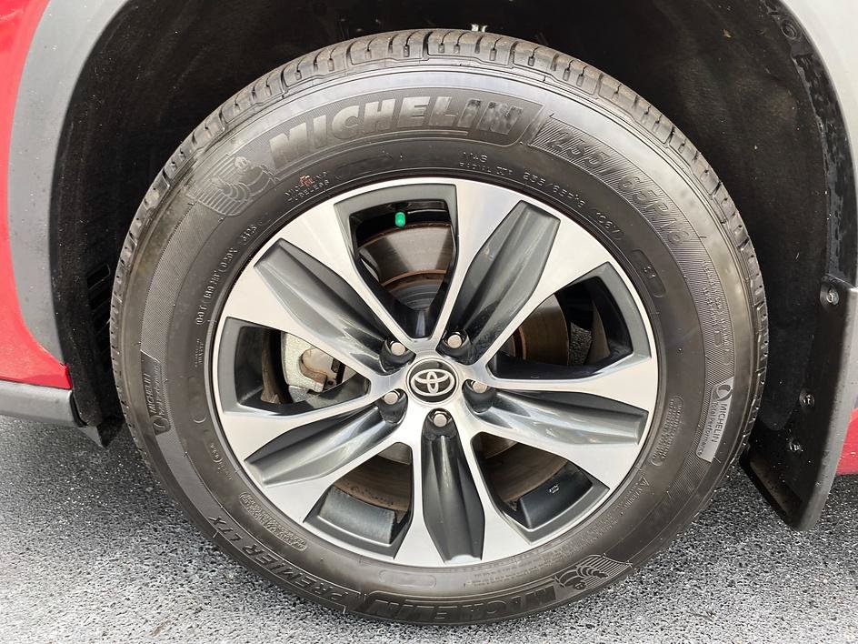 Certified 2026 Toyota Highlander XLE AWD/4WD image 28