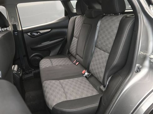 Used 2019 Nissan Rogue Sport SV AWD/4WD image 23