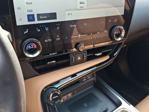Certified 2023 Lexus NX 350 AWD image 17