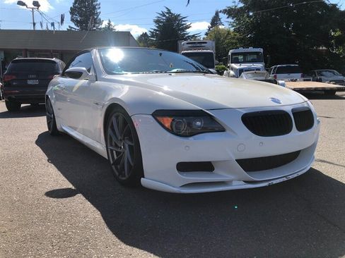 Used 2007 BMW M6 Convertible RWD image 7