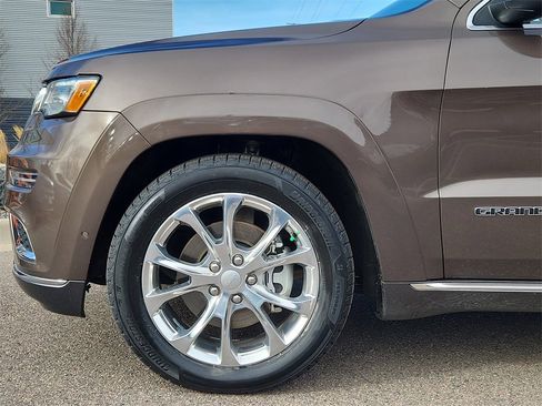 Used 2020 Jeep Grand Cherokee Summit w/ Skid Plate Group image 5
