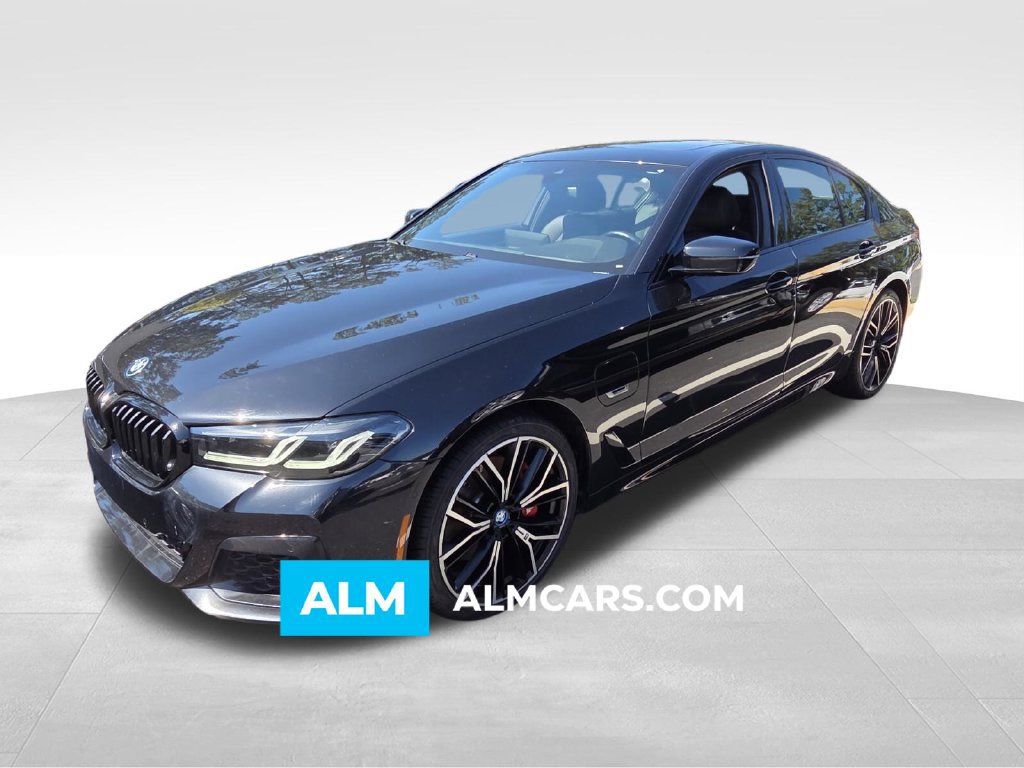 Used 2023 BMW 530e w/ M Sport Package RWD image 1