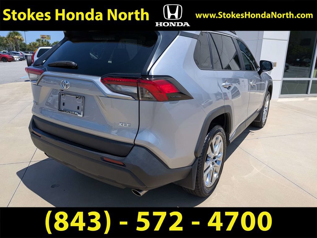 Used 2024 Toyota RAV4 XLE Premium FWD image 3