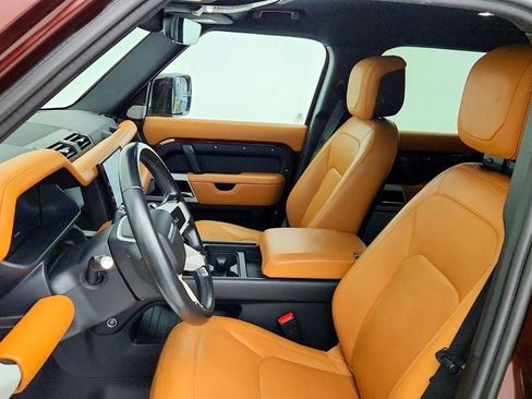 Used 2023 Land Rover Defender 130 SE AWD/4WD image 21