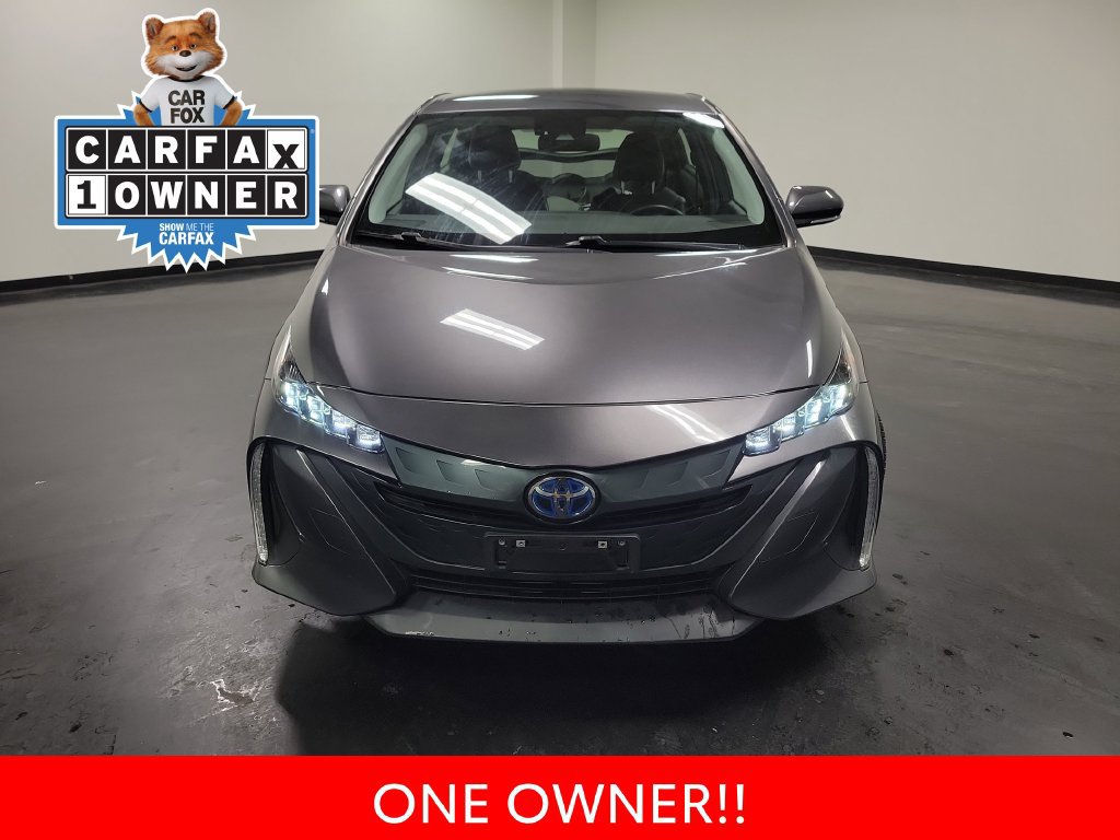Used 2021 Toyota Prius Prime XLE FWD image 3