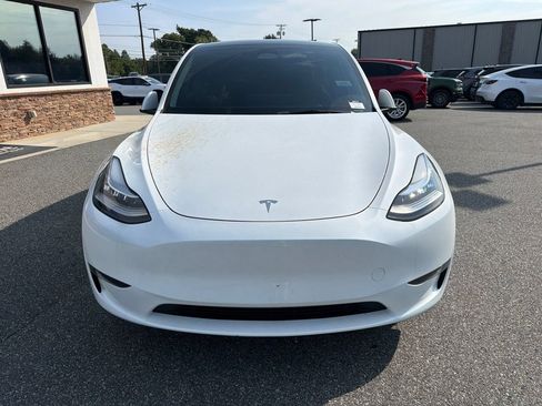 Used 2023 Tesla Model Y Long Range AWD/4WD image 9
