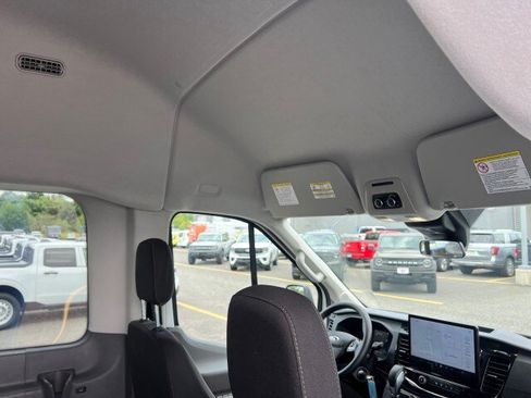 Used 2024 Ford Transit 350 XLT RWD image 37
