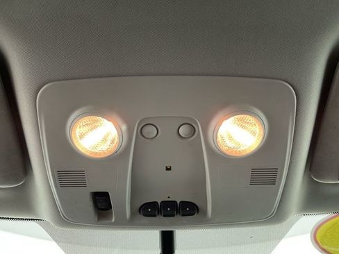 Used 2014 Chevrolet Traverse LT w/ All-Star Edition image 25