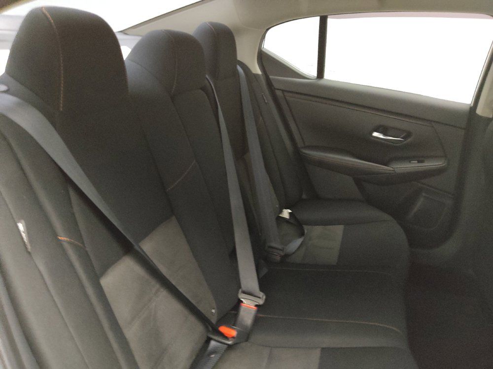 Used 2022 Nissan Sentra SR w/ Midnight Edition FWD image 19
