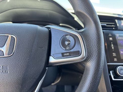 Certified 2018 Honda Civic EX image 28