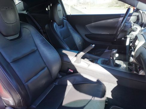 Used 2015 Chevrolet Camaro SS w/ RS Package image 20