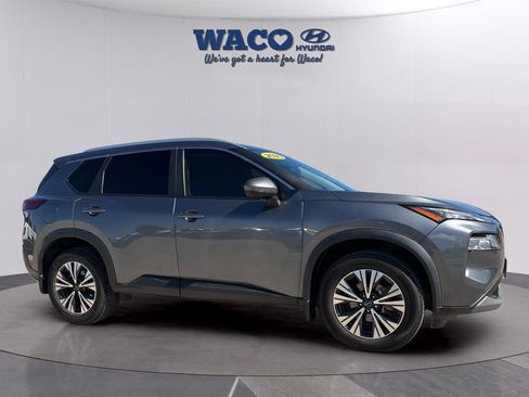 Used 2023 Nissan Rogue SV w/ SV Premium Package image 9