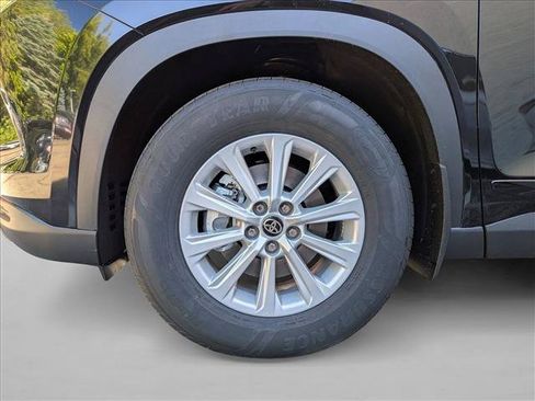New 2026 Toyota Grand Highlander AWD image 10