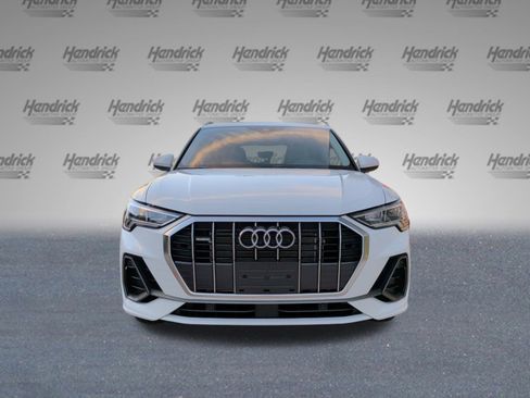New 2025 Audi Q3 2.0T Premium image 3