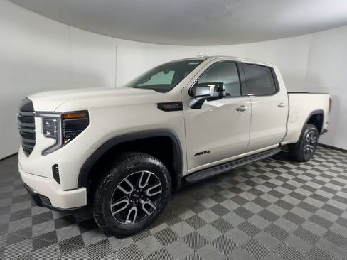 New 2026 GMC Sierra 1500 AT4 w/ AT4 Premium Package AWD/4WD image 4