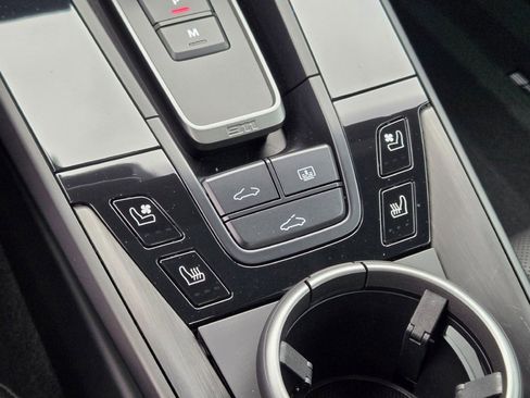 Used 2024 Porsche 911 Carrera 4 GTS image 26