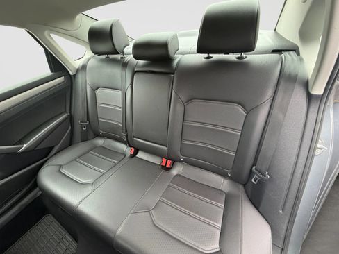 Used 2021 Volkswagen Passat 2.0T SE w/ Luggage Net & Mats Package FWD image 15
