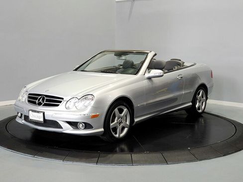 Used 2007 Mercedes-Benz CLK 550 Cabriolet image 3