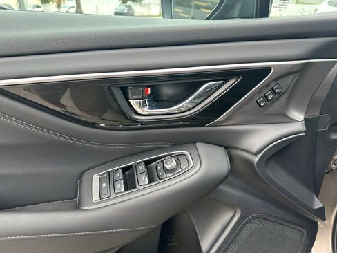 Used 2023 Subaru Outback Limited image 24