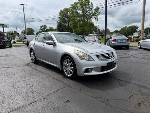 Used 2013 INFINITI G37 x Sedan w/ Premium Pkg AWD/4WD image 5