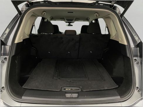 Certified 2025 Nissan Rogue SV AWD/4WD image 5