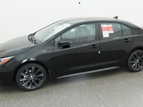 New 2026 Toyota Corolla SE FWD image 2