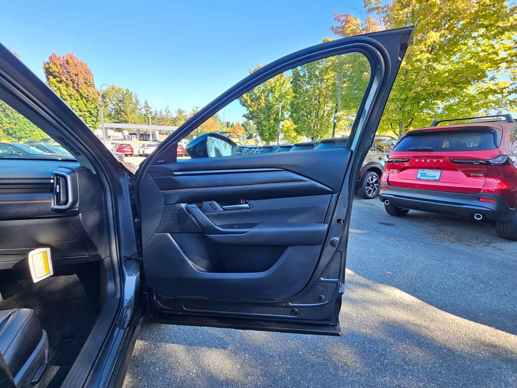 New 2026 MAZDA CX-50 AWD 2.5 Hybrid w/ Weather Package image 32