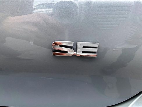 New 2026 Mitsubishi Outlander SE image 12