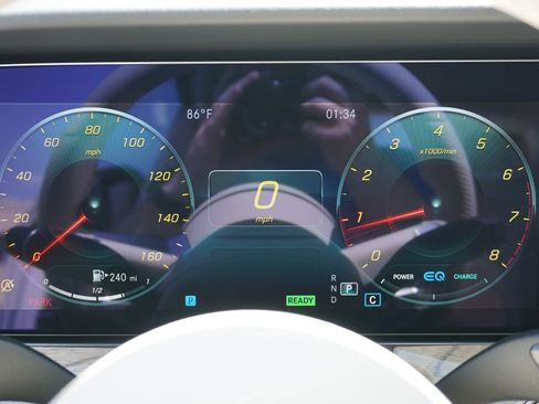 Used 2022 Mercedes-Benz E 450 Coupe image 27