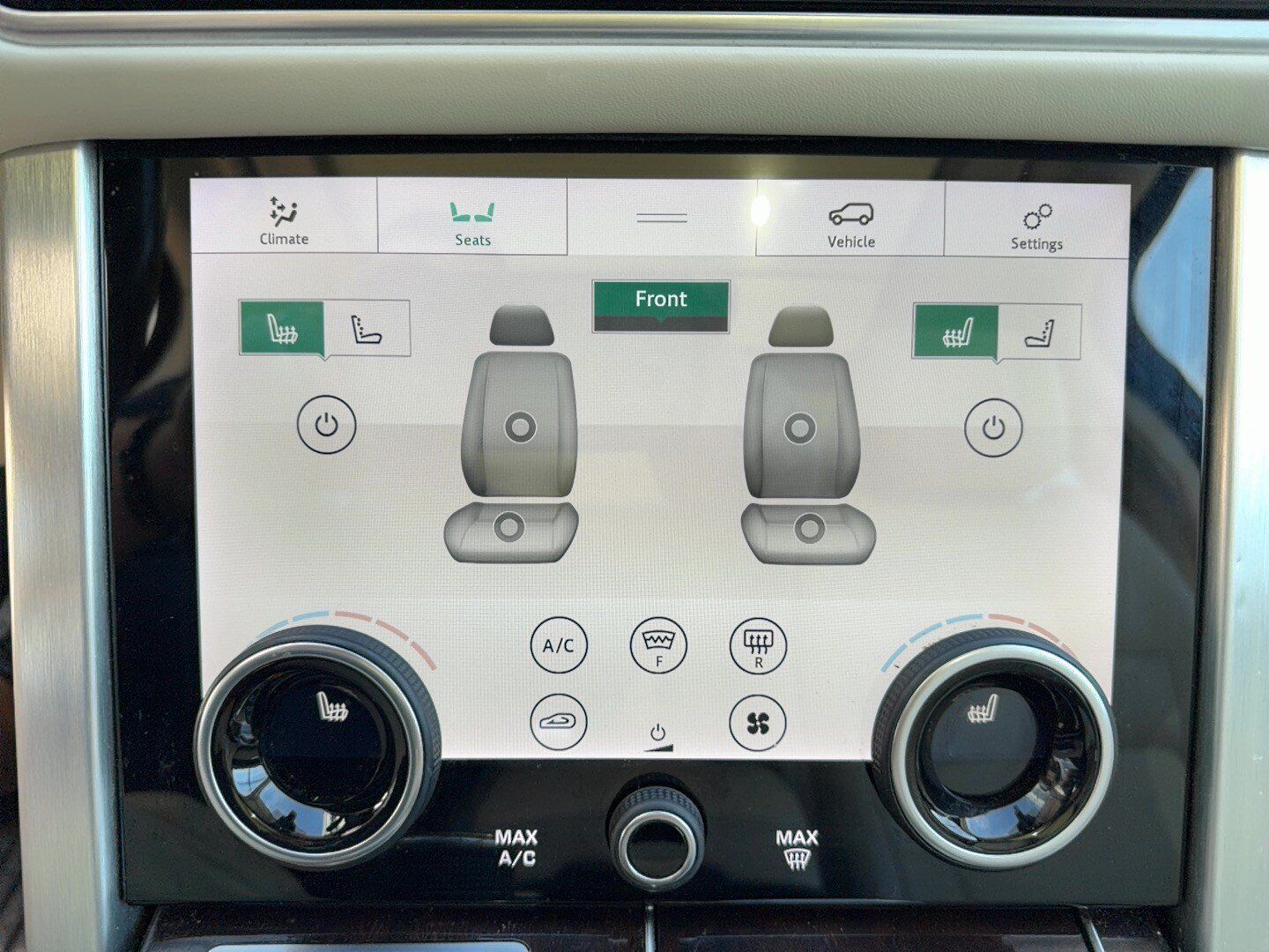 Used 2020 Land Rover Range Rover HSE AWD/4WD image 13