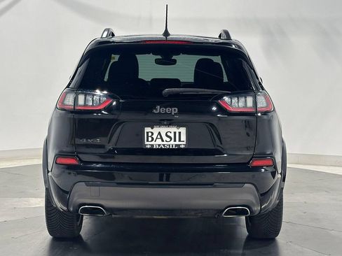 Used 2019 Jeep Cherokee High Altitude AWD/4WD image 12