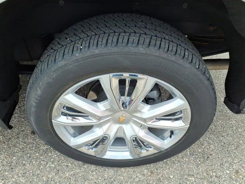 Used 2024 Chevrolet Silverado 1500 High Country w/ High Country Premium Package image 21