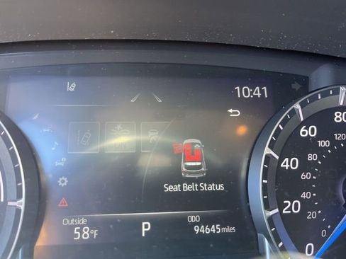 Used 2021 Toyota Highlander XLE image 15