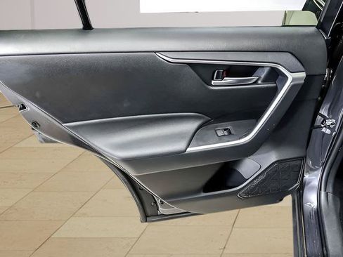 Certified 2025 Toyota RAV4 XLE AWD/4WD image 21