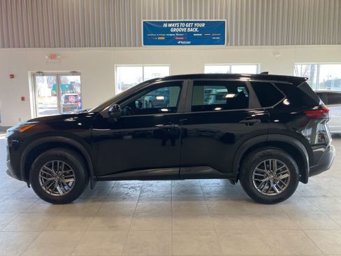 Used 2021 Nissan Rogue S AWD/4WD image 8