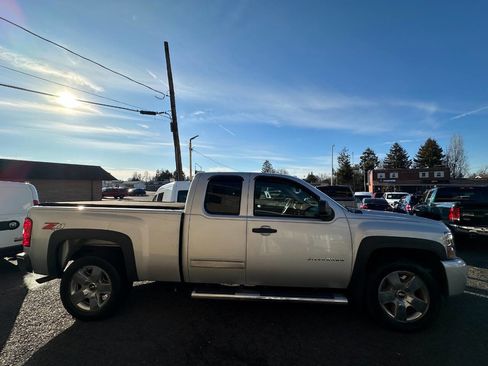 Used 2010 Chevrolet Silverado 1500 LT w/ Power Pack Plus image 7