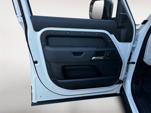 New 2026 Land Rover Defender 110 S image 8
