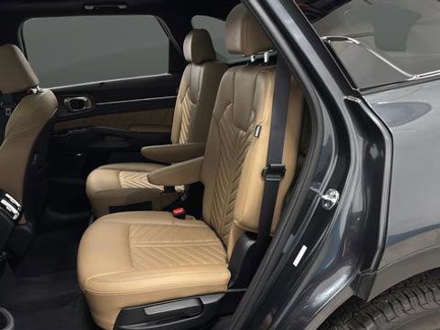 Used 2024 Kia Sorento SX Prestige w/ Olive Brown Leather Package AWD/4WD image 23