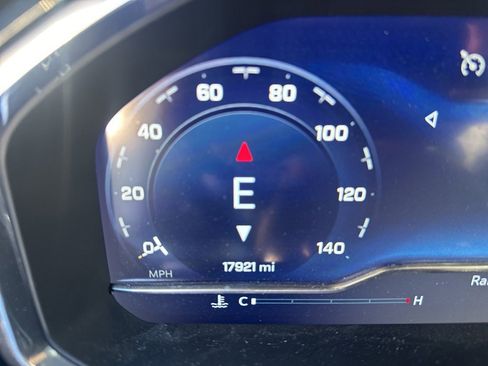 Used 2022 Chevrolet Silverado 1500 LT image 15