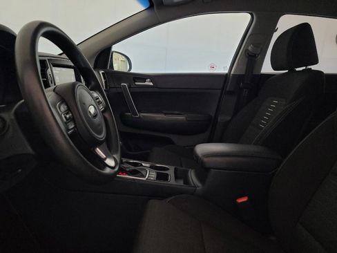 Used 2019 Kia Sportage LX w/ LX Popular Package AWD/4WD image 17