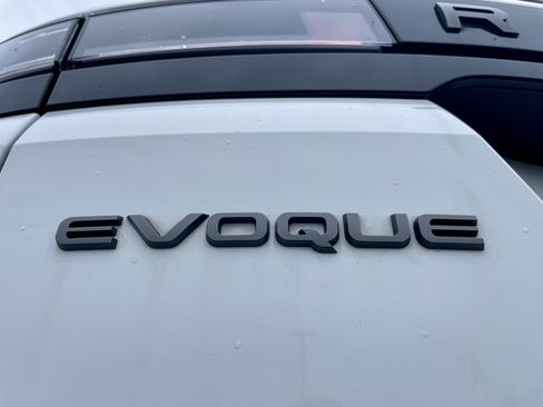 Certified 2024 Land Rover Range Rover Evoque Dynamic SE image 33