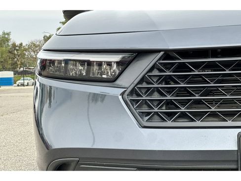 Used 2023 Honda Accord LX image 42