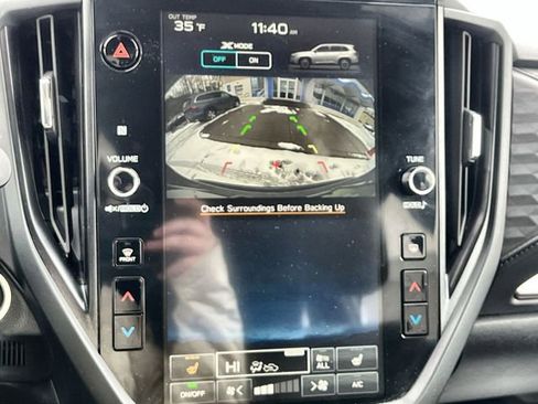 Used 2025 Subaru Forester Premium image 25