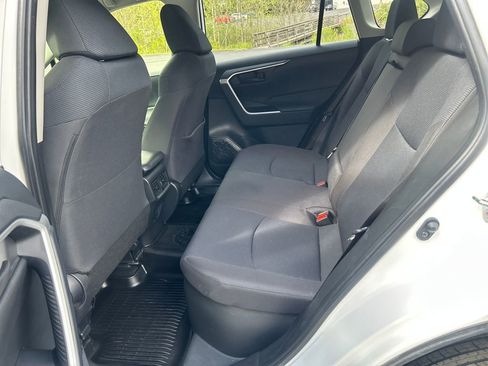 Certified 2023 Toyota RAV4 LE AWD/4WD image 29